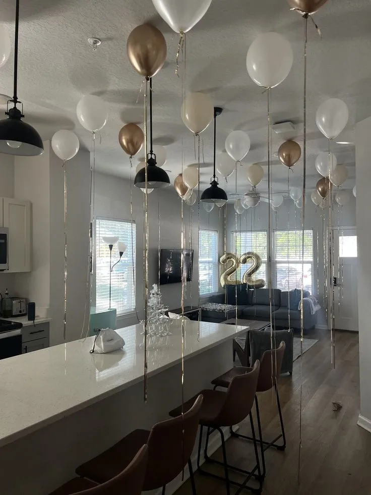 Photo de Contacter un magasin spécialisé pour un gonflage de ballons hélium en grande quantité dans le 95